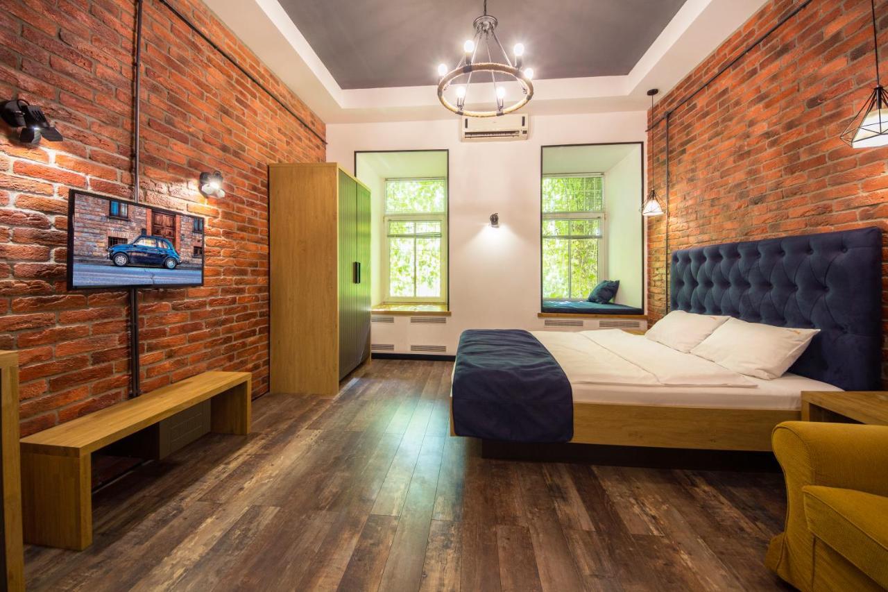 Self Check-In Apartments Near Landscape Alley キエフ エクステリア 写真