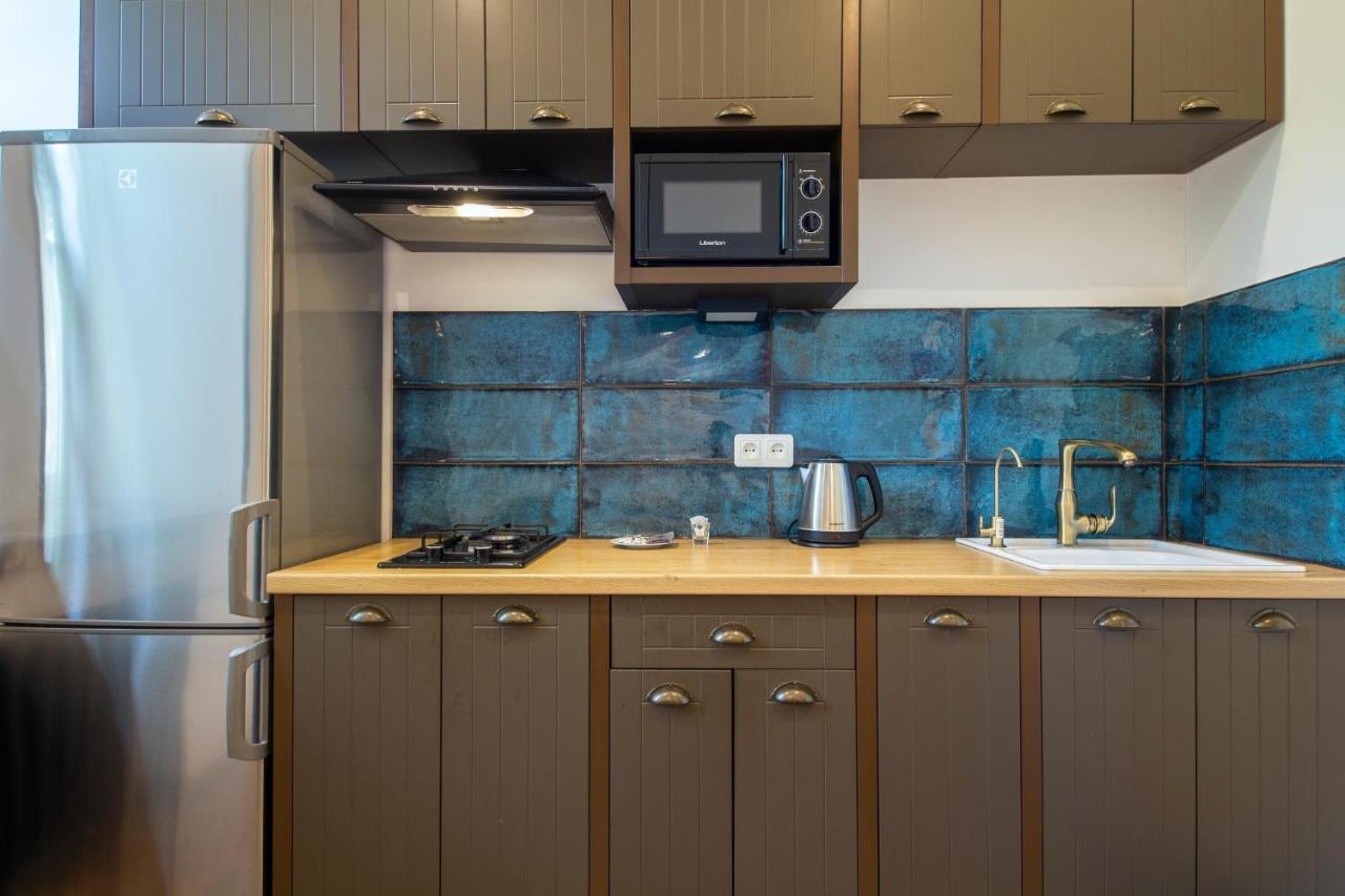 Self Check-In Apartments Near Landscape Alley キエフ エクステリア 写真